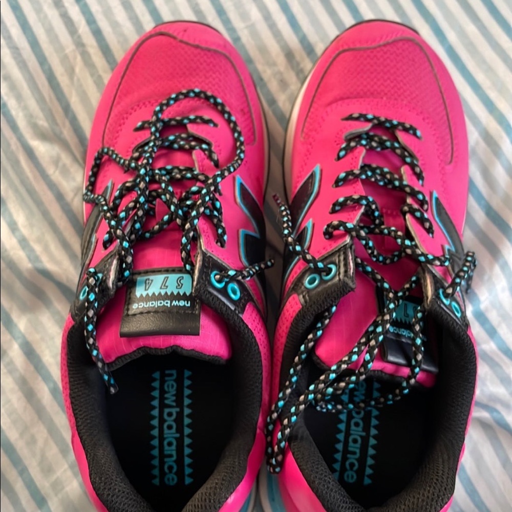 Used Shoes - Picture 6 of 6
